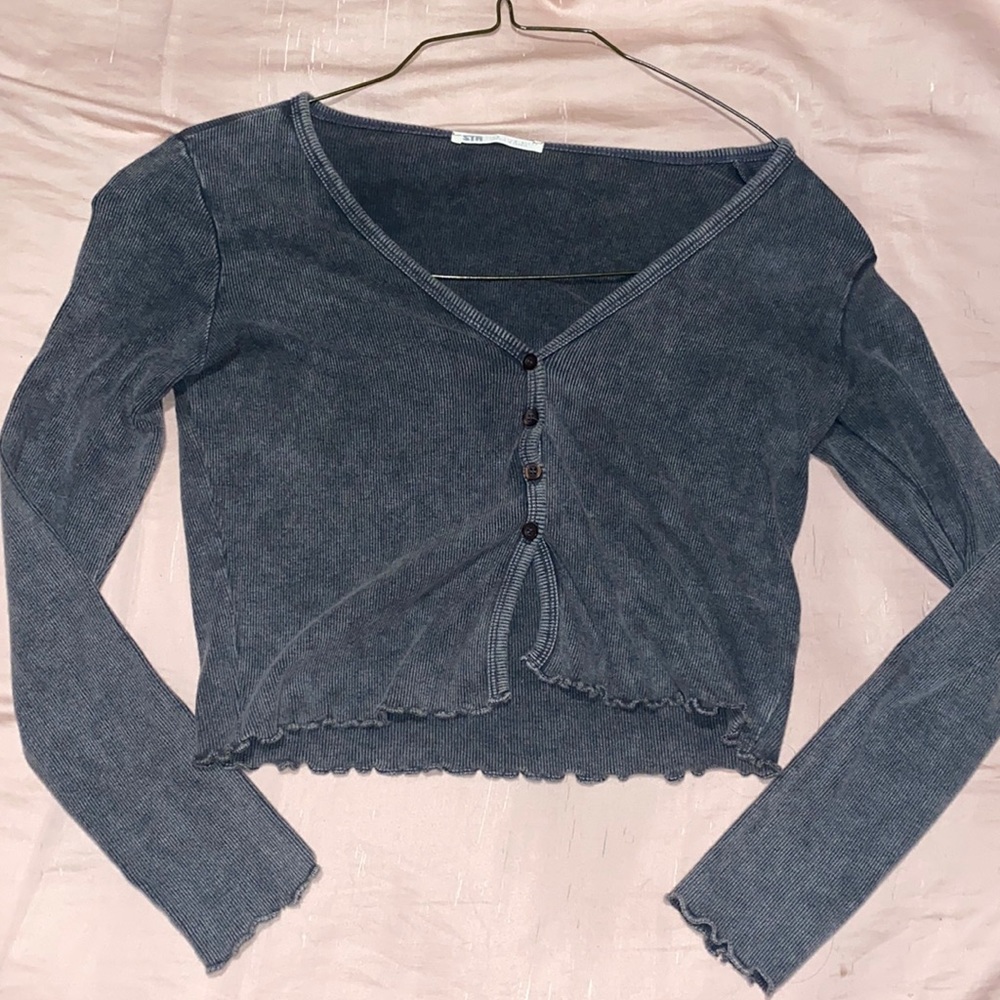 long sleeve ribbed cropped shirt